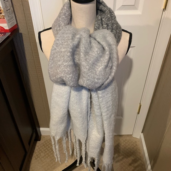 Versatile wrap - Picture 6 of 6